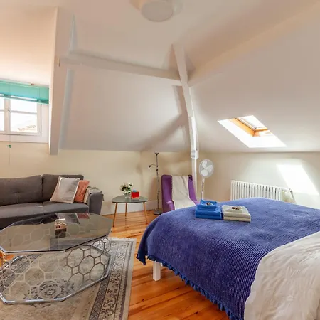 Sky Family And Apartment *
